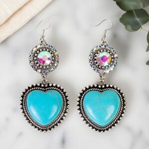 NWT! Turquoise Heart Drop Earrings! 🤩